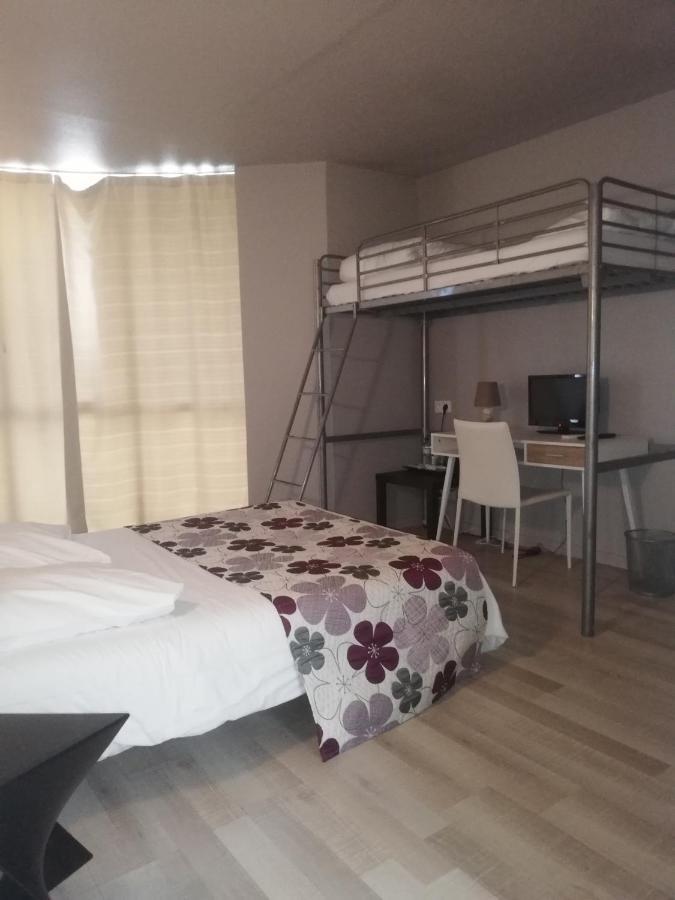 Hotel La Cle Saint-André-de-Sangonis Zewnętrze zdjęcie