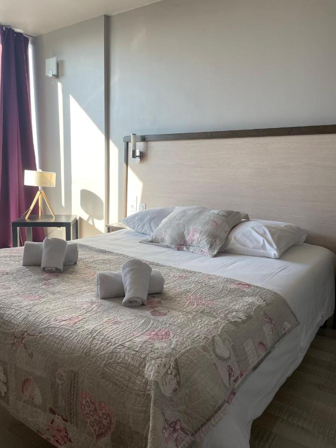 Hotel La Cle Saint-André-de-Sangonis Zewnętrze zdjęcie